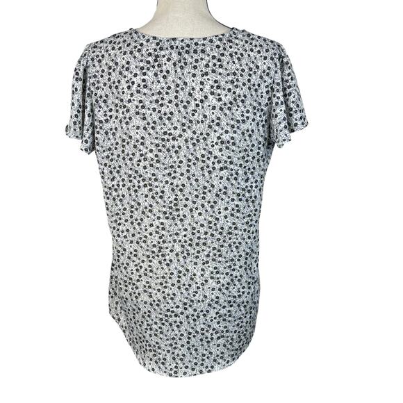 Adrianna Papell Medium Top Floral Flutter Cap Sleeves V-Neck Lightweight White - Picture 5 of 9